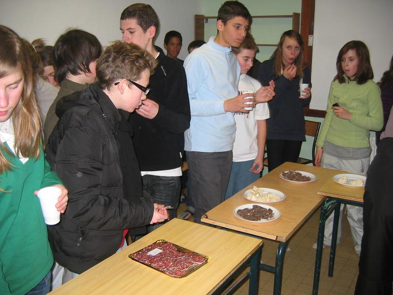 Un moment de dégustation des spécialités locales